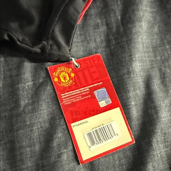 Manchester United T-Shirt Official Team Merchandise - Picture 4 of 7